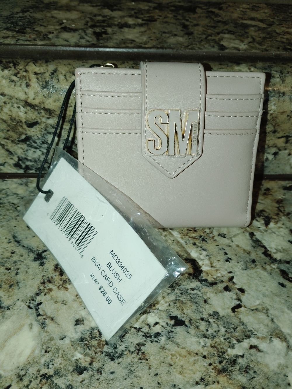 Steve Madden Blush Card Case Wallet – NWT
💗 Brand New With Tags! This gorgeous